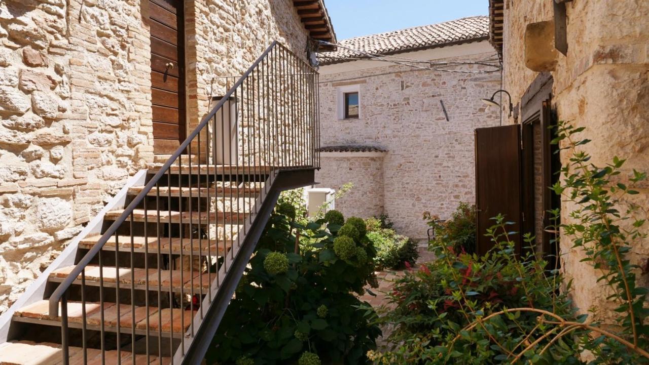 Borgo De' Varano By Hotel I Duchi 카메리아노 외부 사진